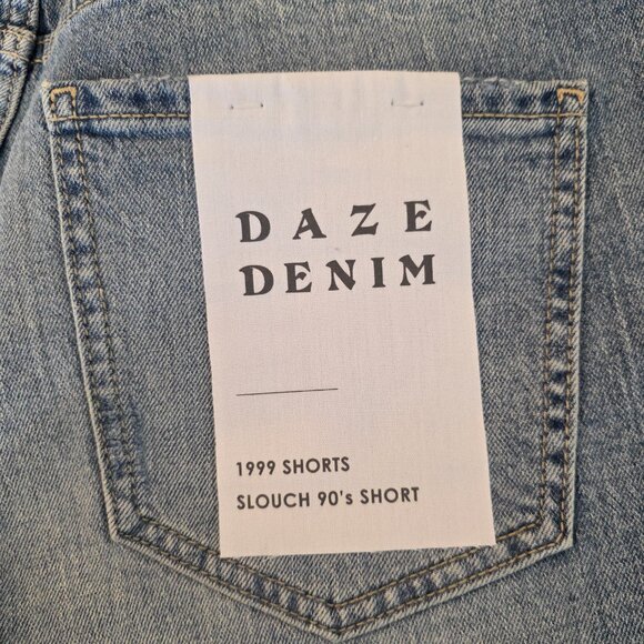DAZE DENIM 1999 Shorts Slouch 90S Short Jean High Rise Distressed Shorts Blue 26 - Picture 9 of 16